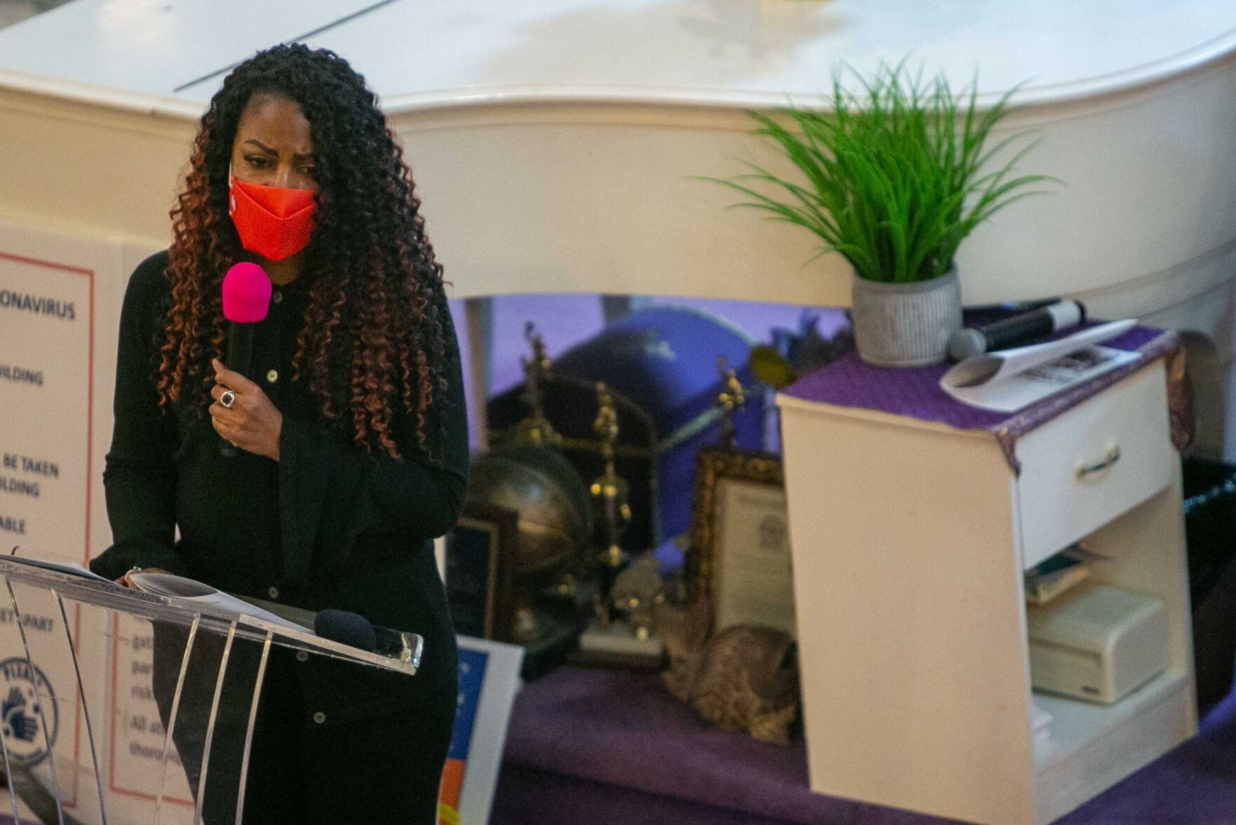 Mothers Advocating Safe Streets holds its first candlelight service